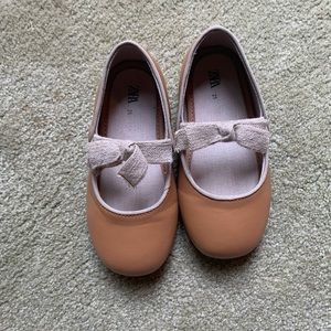 Zara Brown Ballet Flats with Bow